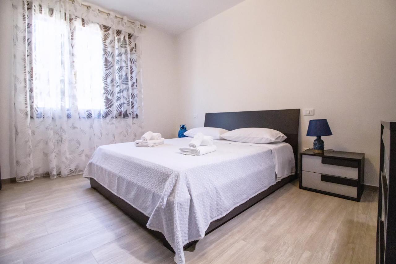 Dd House Family Holiday Apartment Cecina  Eksteriør bilde