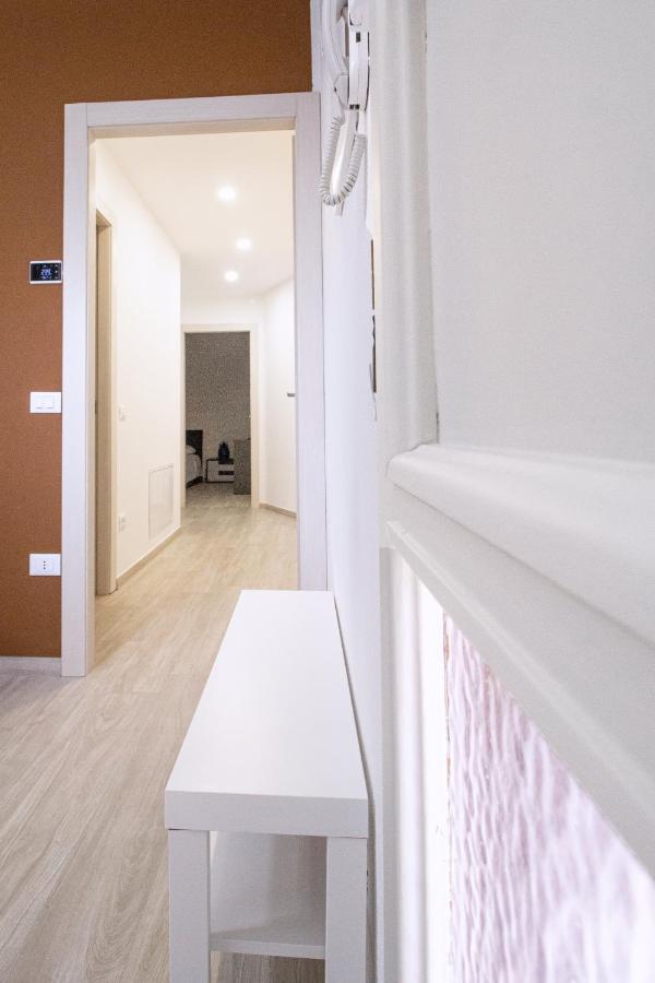 Dd House Family Holiday Apartment Cecina  Eksteriør bilde