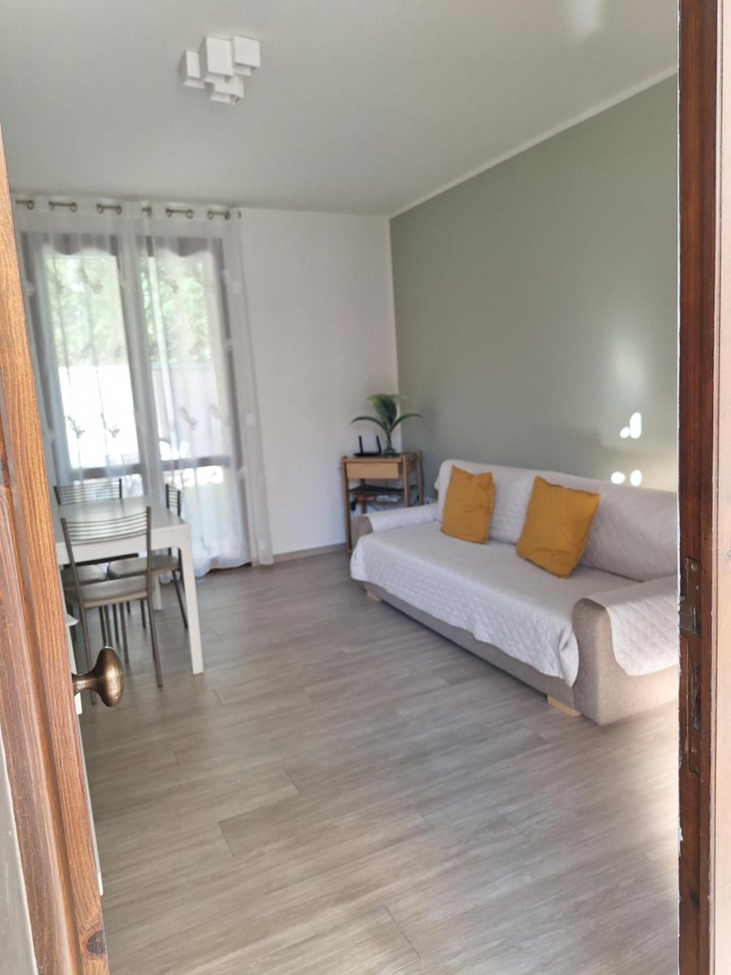 Dd House Family Holiday Apartment Cecina  Eksteriør bilde