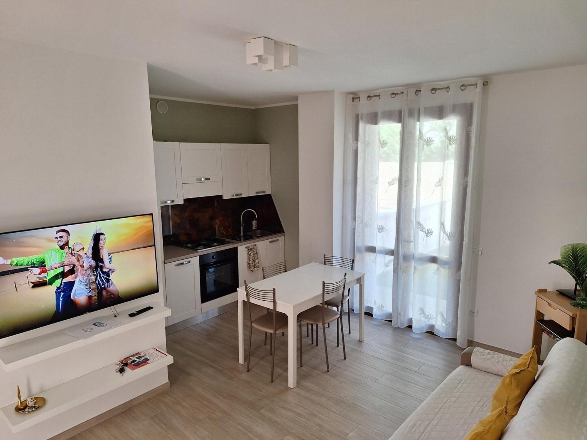 Dd House Family Holiday Apartment Cecina  Eksteriør bilde